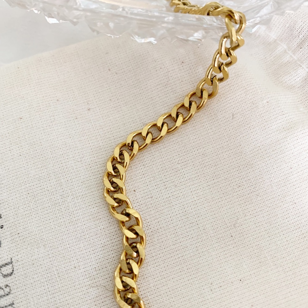 18k gold 5mm Cuban link necklace - Picture 9 of 9
